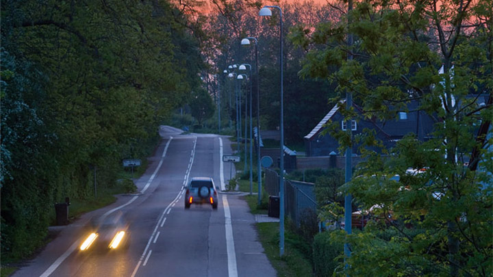 Une rue de la ville d'Holbæk, mise en lumière par une solution d'éclairage de Philips