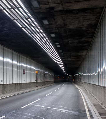 Les luminaires LED de Philips mettent efficacement en lumière le tunnel de Meir